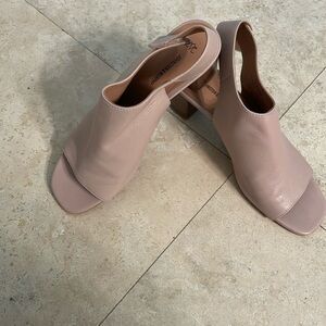 Johnston & Murphy Evelyn Leather Open Toe Shooties Size 9